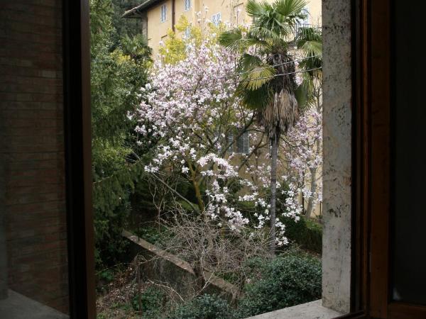 B&B La Coperta Ricamata : photo 2 de la chambre chambre double basique