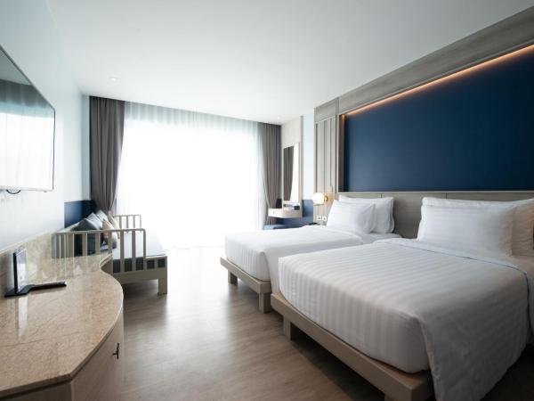Seabed Grand Hotel Phuket - SHA Extra Plus : photo 7 de la chambre chambre double ou lits jumeaux deluxe - vue sur piscine