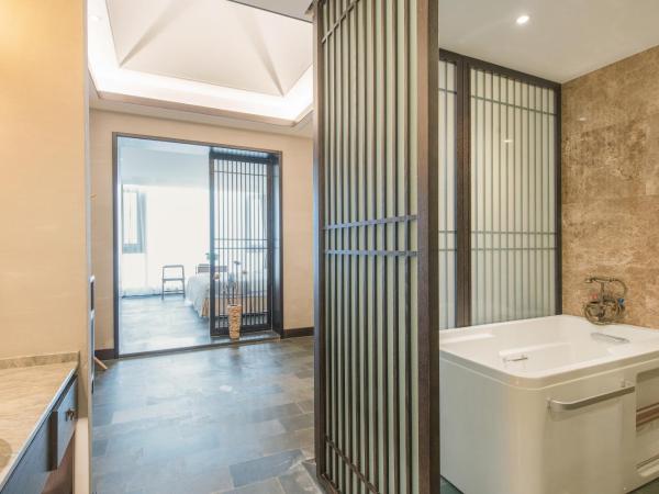 Guan Sam Hotel : photo 5 de la chambre chambre double – vue sur ville