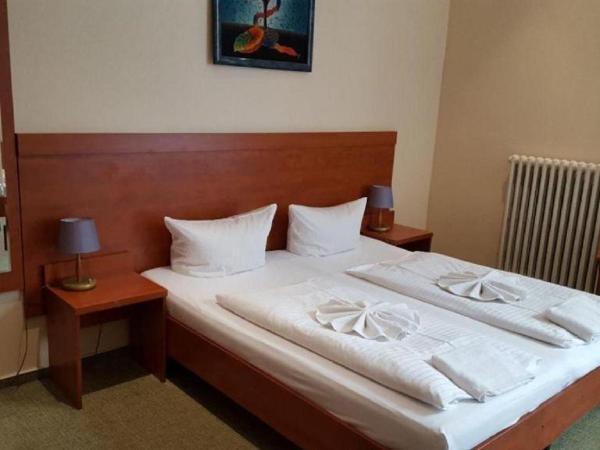 City Hotel am Kurfürstendamm : photo 6 de la chambre chambre triple standard