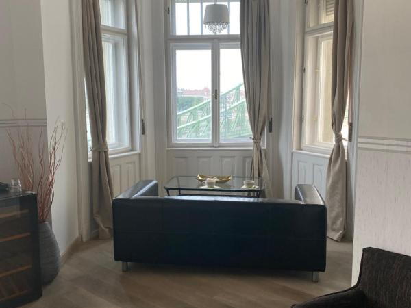 Butterfly Home Danube : photo 4 de la chambre chambre double ou lits jumeaux deluxe - vue sur rivière