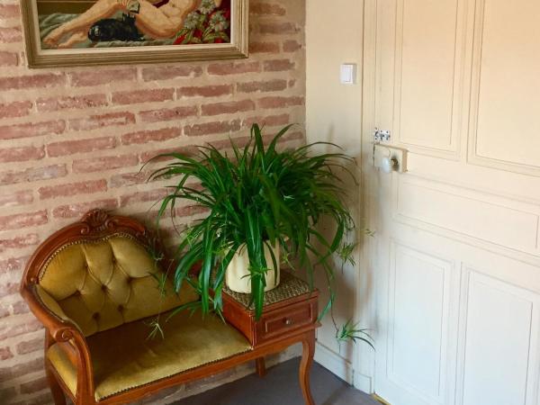 Orfenor : photo 3 de la chambre chambre double avec salle de bains commune