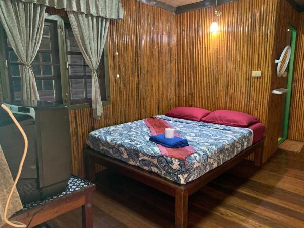 Sam's House Kanchanaburi : photo 9 de la chambre bungalow standard