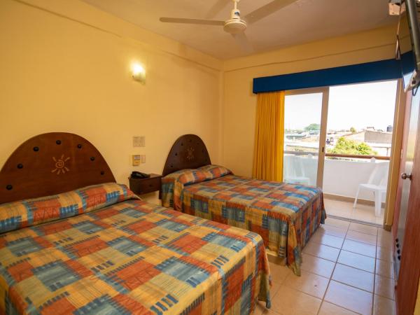 Mocali : photo 3 de la chambre chambre double avec balcon