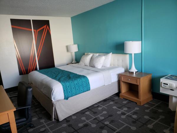 Howard Johnson by Wyndham Virginia Beach : photo 4 de la chambre studio lit king-size - fumeurs
