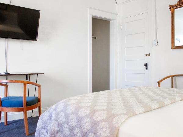 11th Avenue Hostel : photo 7 de la chambre hébergement double euro