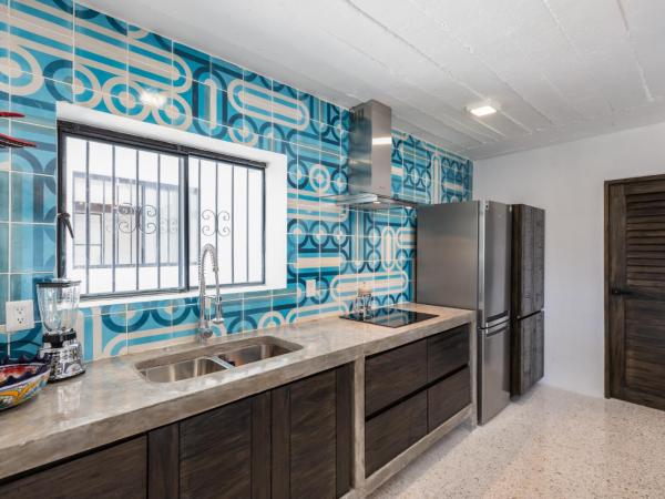 Cuale : photo 4 de la chambre appartement avec balcon