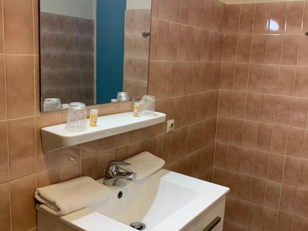 Hotel Bains Sarrailh : photo 3 de la chambre chambre double