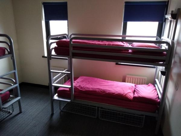 Belfast International Youth Hostel : photo 1 de la chambre lit dans dortoir pour hommes de 4 lits