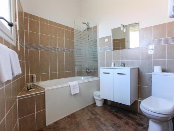 Hôtel La Baïne : photo 2 de la chambre chambre double