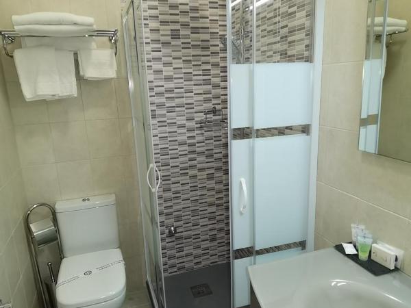 Hotel La Bussola : photo 10 de la chambre chambre double