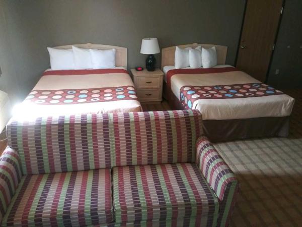 Super 8 by Wyndham Albuquerque West/Coors Blvd : photo 5 de la chambre suite avec 2 lits queen-size - non-fumeurs