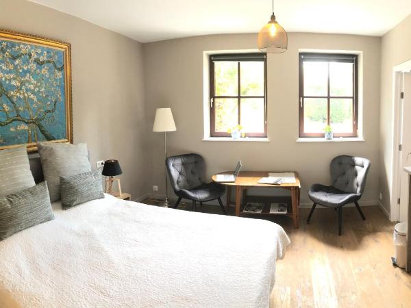 Villa Sparadis : photo 6 de la chambre chambre double deluxe avec douche