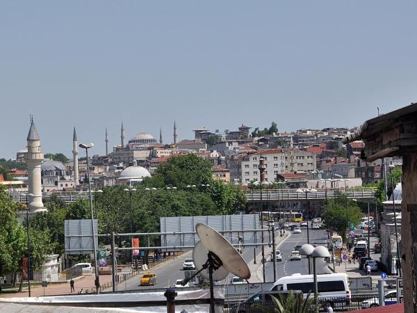 Hotel Baykal : photo 9 de la chambre chambre familiale avec balcon