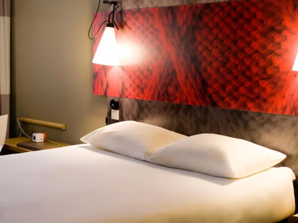 Ibis Irun : photo 3 de la chambre chambre familiale