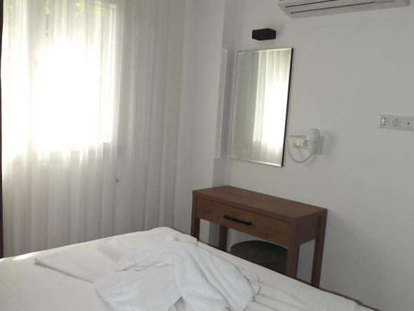 Opus Apart Hotel : photo 5 de la chambre chambre familiale - vue sur jardin