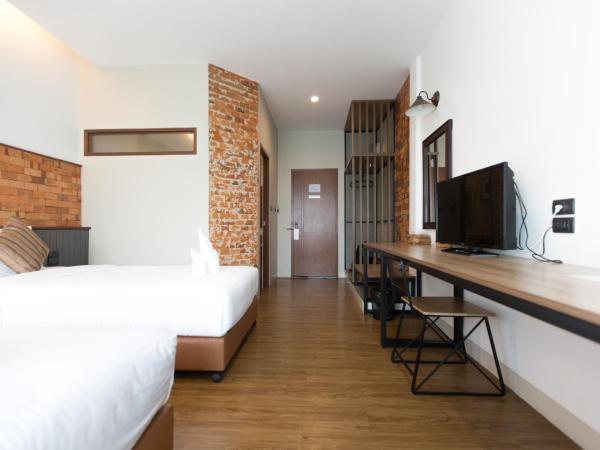 The Old City Wall Inn : photo 5 de la chambre chambre lits jumeaux supérieure - vue sur ville