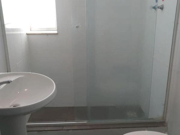 Ipanema Beach House : photo 3 de la chambre dortoir mixte pour 9 personnes avec climatisation