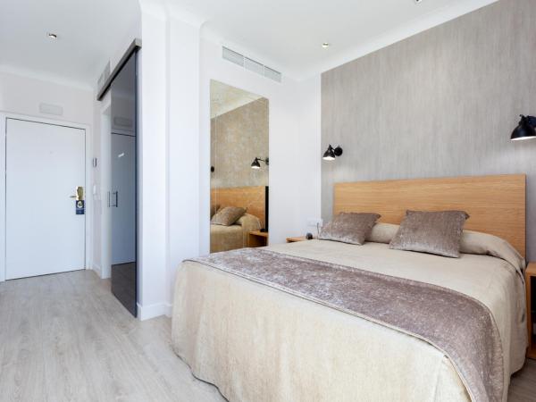 Hotel Europa : photo 5 de la chambre chambre double premium avec terrasse - vue sur puerta del sol