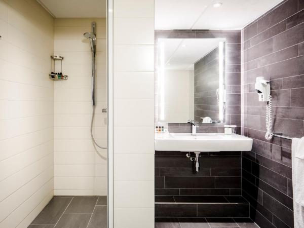 Holiday Inn Eindhoven Centre, an IHG Hotel : photo 3 de la chambre suite 1 chambre - vue sur ville