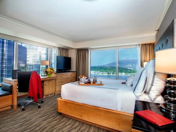 Pan Pacific Vancouver : photo 3 de la chambre chambre lit king-size premier