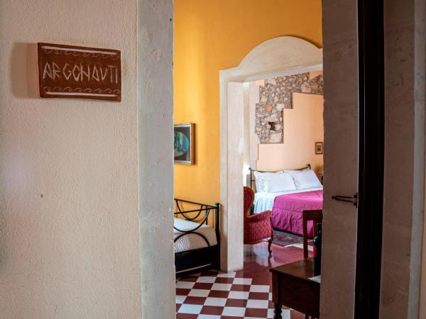 Lakkios charming suites and rooms : photo 1 de la chambre suite deluxe avec balcon