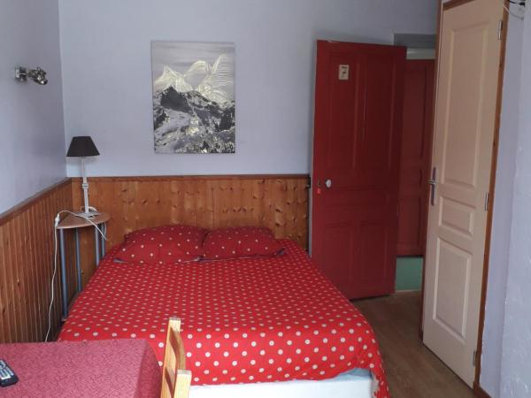 Pension Saint Antoine : photo 6 de la chambre chambre double