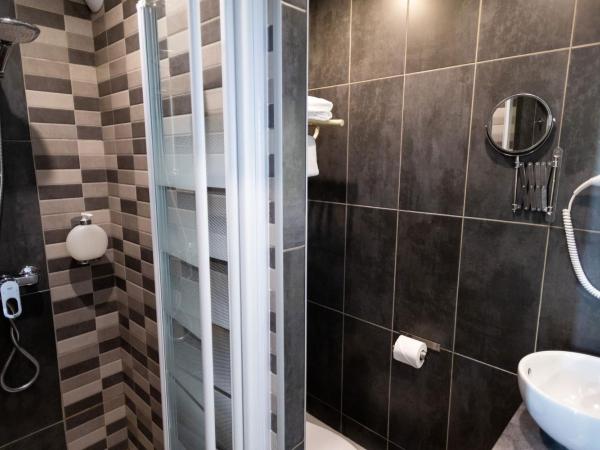 The Originals Boutique, Hôtel Neptune, Berck-sur-Mer : photo 6 de la chambre chambre double standard