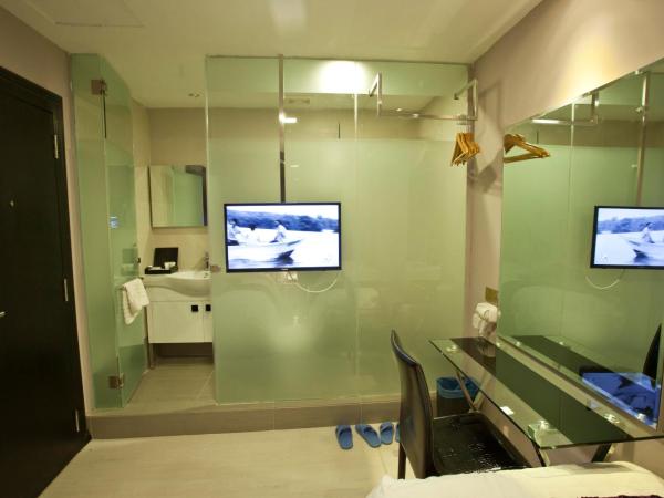 Euro+ Hotel Johor Bahru : photo 2 de la chambre chambre lits jumeaux supérieure sans fenêtre