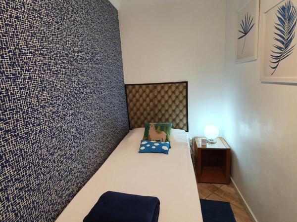 HostelariaSP Boutique : photo 2 de la chambre chambre simple standard avec salle de bains commune