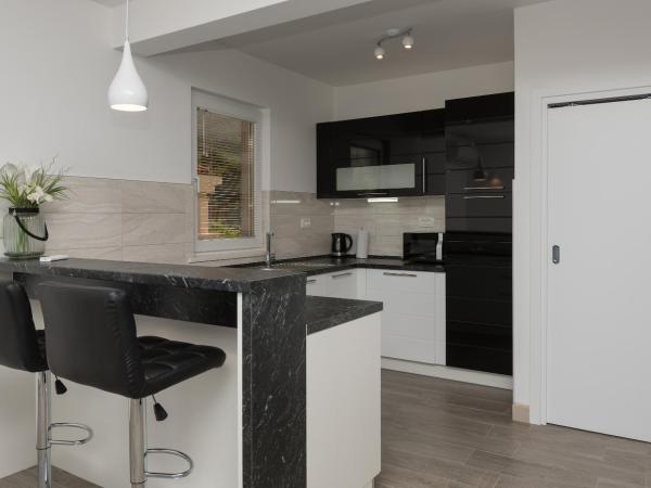 Apartments Villa Hadria : photo 5 de la chambre appartement 2 chambres