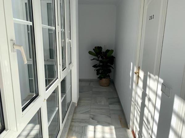 Mamre Hostel : photo 9 de la chambre lit dans un dortoir de 4 lits