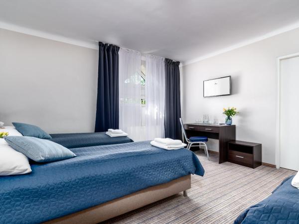 JACHTOWA Hotel i Restauracja : photo 2 de la chambre chambre triple standard