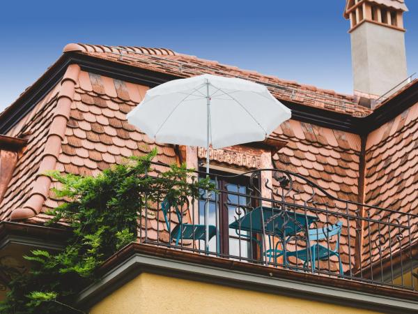 B&B The B : photo 1 de la chambre appartement avec balcon