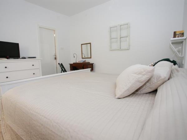 Depadansa Lisette : photo 10 de la chambre appartement