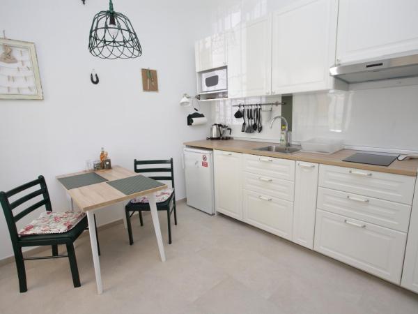 Depadansa Lisette : photo 8 de la chambre appartement