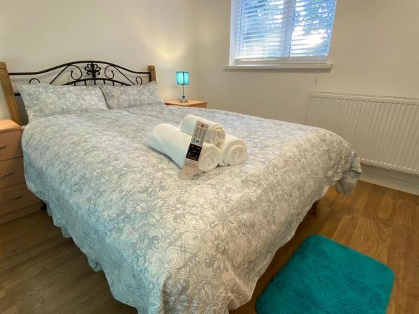 Grand Heights LUXURY Suites : photo 6 de la chambre chambre double avec salle de bains commune