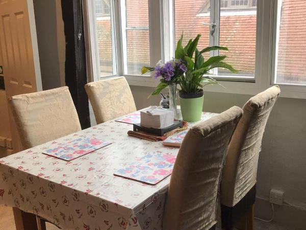 Golden Cross Guesthouse : photo 1 de la chambre appartement 1 chambre