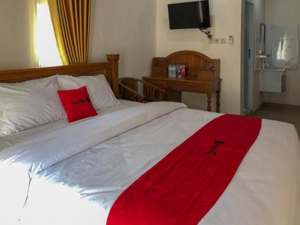 RedDoorz near XT Square 3 : photo 6 de la chambre chambre deluxe