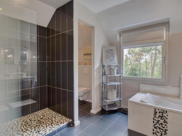 Villa Vent-Couvert : photo 4 de la chambre chambre lit king-size avec balcon