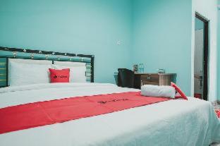 RedDoorz near RSUD Koja : photo 3 de la chambre room #503977003
