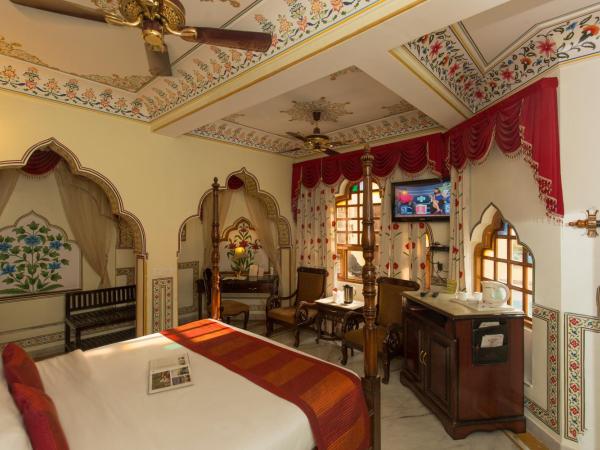 Umaid Bhawan - A Heritage Style Boutique Hotel : photo 5 de la chambre hébergement royal deluxe - prise en charge gratuite à l'arrivée uniquement depuis la gare ferroviaire ou routière