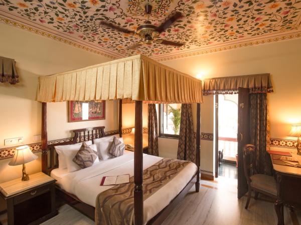 Umaid Bhawan - A Heritage Style Boutique Hotel : photo 3 de la chambre hébergement royal deluxe - prise en charge gratuite à l'arrivée uniquement depuis la gare ferroviaire ou routière