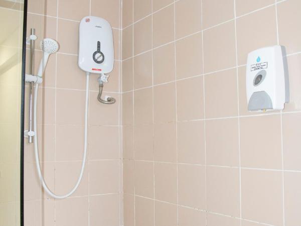 Promenade Service Apartment : photo 3 de la chambre chambre familiale deluxe