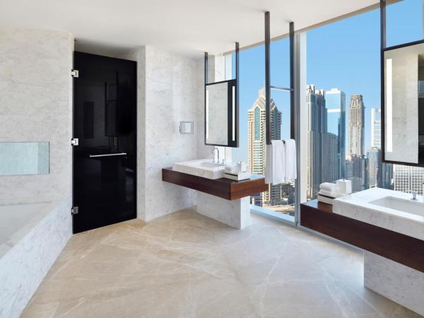 Address Sky View : photo 4 de la chambre suite exécutive sky view