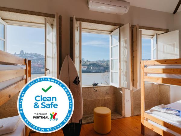 Happy Porto Hostel & Apartments : photo 1 de la chambre lit dans dortoir mixte de 12 lits