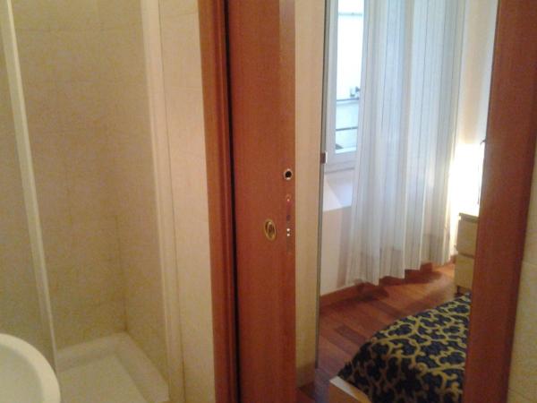 Hotel Perla : photo 4 de la chambre chambre simple