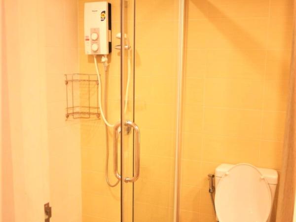 Light Home Phuket Town : photo 6 de la chambre studio