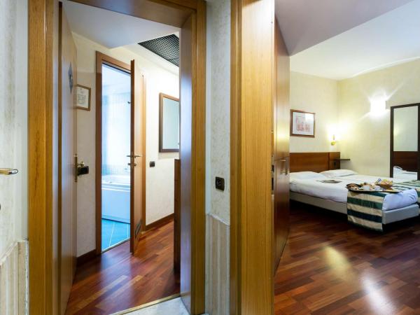 Hotel Mirage Sure Hotel Collection by Best Western : photo 3 de la chambre chambre quadruple