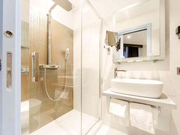 Hôtel Boutique Richelieu, Lyon Gare Part-Dieu : photo 4 de la chambre chambre simple standard avec lit double - côté train